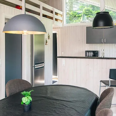Three-Bedroom Holiday home in Hejls 7