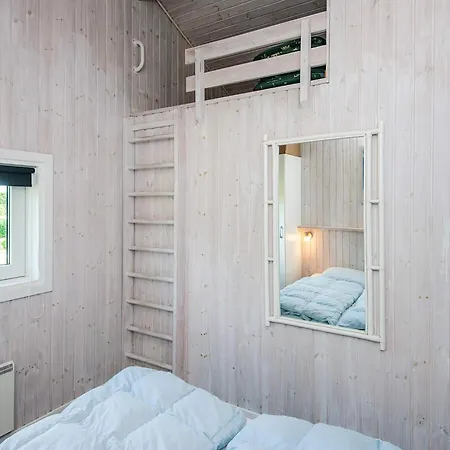 Three-Bedroom Holiday home in Hejls 7