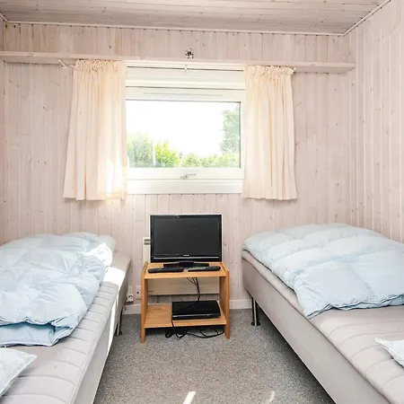 Three-Bedroom Holiday home in Hejls 7 Hejls